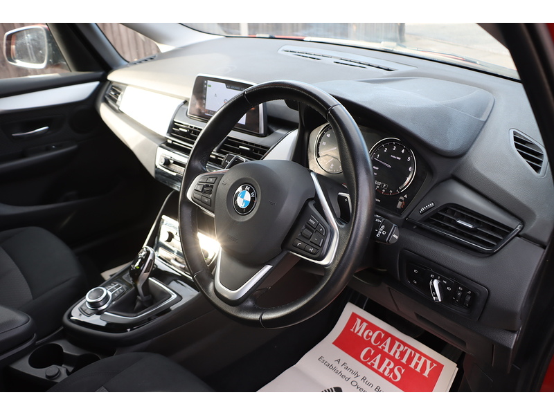BMW 220I 2.0 GPF SE MPV 5DR PETROL DCT AUTO SAT NAV BLUETOOTH DAB STEREO CD PLAYER USB INPUT AIR CON PARKING AIDS ONLY 39000 MILES SH NO ULEZ CHARGE 72-74 Mitcham Road