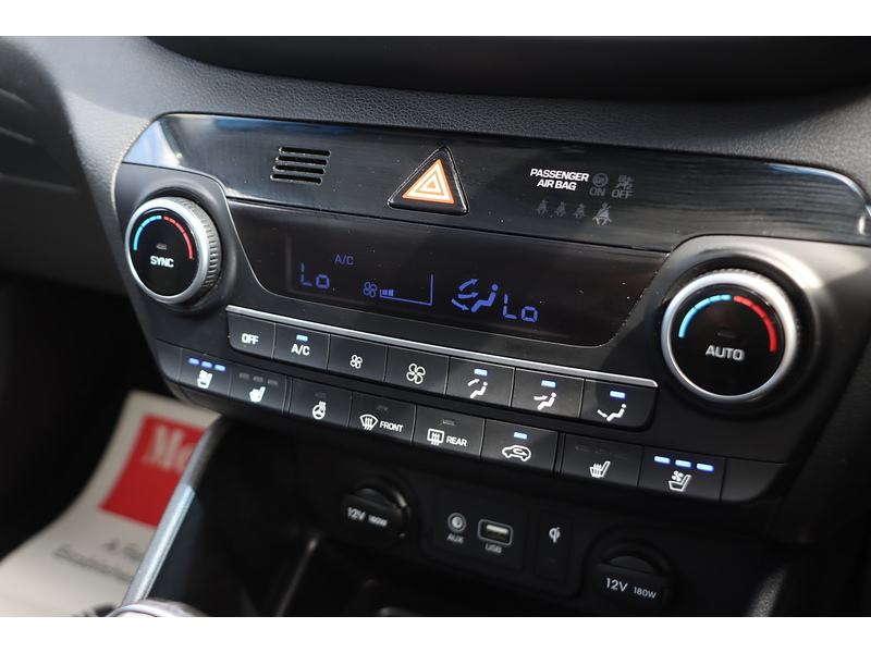 Hyundai 1.6 T-GDI PREMIUM SE SUV 5DR PETROL MANUAL SUNROOF HEATED SEATS SAT NAV BLUETOOTH APPLE CARPLAY REAR CAMERA 2 OWNERS ONLY 37000 MILES FSH 5 SERVICES 72-74 Mitcham Road