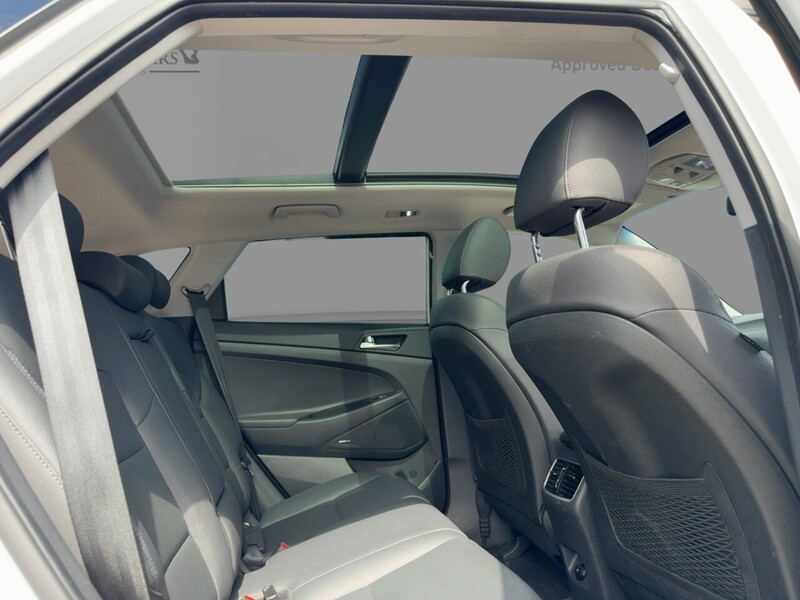Hyundai 1.6 T-GDI PREMIUM SE SUV 5DR PETROL MANUAL SUNROOF HEATED SEATS SAT NAV BLUETOOTH APPLE CARPLAY REAR CAMERA 2 OWNERS ONLY 37000 MILES FSH 5 SERVICES 72-74 Mitcham Road