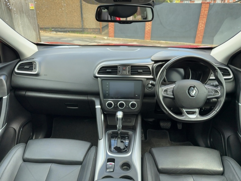 Renault 1.3 TCE GT LINE SUV PETROL AUTO PAN ROOF HEATED SEATS SATNAV BLUETOOTH RADIO APPLE CARPLAY REAR CAMERA PARKING AIDS JUST 2 OWNERS ONLY 37000 MILES FSH 72-74 Mitcham Road