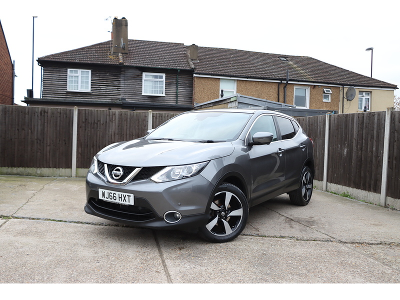 Nissan 1.2 DIG-T N-CONNECTA SUV 5DR PETROL 2WD MANUAL BLUETOOTH DAB STEREO CD PLAYER AUX INPUT PARKING AIDS ONLY 39000 MILES SH NO ULEZ CHARGE 72-74 Mitcham Road