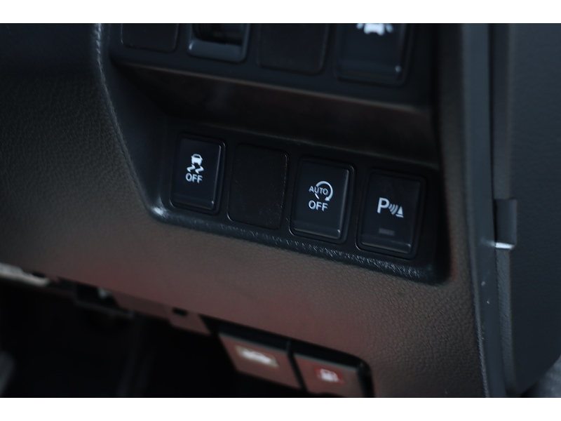 Nissan 1.2 DIG-T N-CONNECTA SUV 5DR PETROL 2WD MANUAL BLUETOOTH DAB STEREO CD PLAYER AUX INPUT PARKING AIDS ONLY 39000 MILES SH NO ULEZ CHARGE 72-74 Mitcham Road