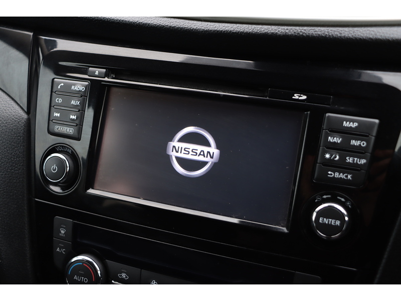 Nissan 1.2 DIG-T N-CONNECTA SUV 5DR PETROL 2WD MANUAL BLUETOOTH DAB STEREO CD PLAYER AUX INPUT PARKING AIDS ONLY 39000 MILES SH NO ULEZ CHARGE 72-74 Mitcham Road