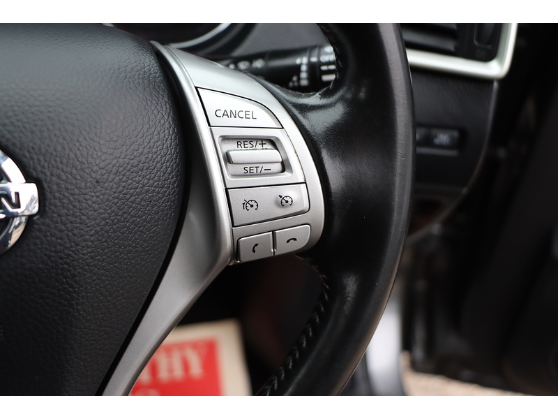 Nissan 1.2 DIG-T N-CONNECTA SUV 5DR PETROL 2WD MANUAL BLUETOOTH DAB STEREO CD PLAYER AUX INPUT PARKING AIDS ONLY 39000 MILES SH NO ULEZ CHARGE 72-74 Mitcham Road