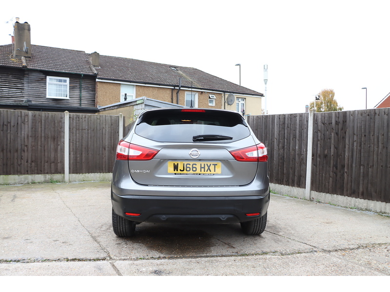 Nissan 1.2 DIG-T N-CONNECTA SUV 5DR PETROL 2WD MANUAL BLUETOOTH DAB STEREO CD PLAYER AUX INPUT PARKING AIDS ONLY 39000 MILES SH NO ULEZ CHARGE 72-74 Mitcham Road