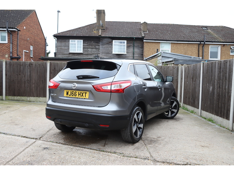 Nissan 1.2 DIG-T N-CONNECTA SUV 5DR PETROL 2WD MANUAL BLUETOOTH DAB STEREO CD PLAYER AUX INPUT PARKING AIDS ONLY 39000 MILES SH NO ULEZ CHARGE 72-74 Mitcham Road