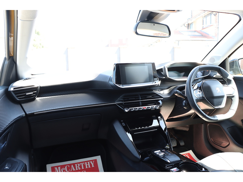 Peugeot 1.2 PURETECH ALLURE PREMIUM HATCHBACK 5DR PETROL EAT AUTO SAT NAV BLUETOOTH APPLE CARPLAY REAR CAMERA PARKING AIDS 1 OWNER FROM NEW 27000 MILES FSH 72-74 Mitcham Road