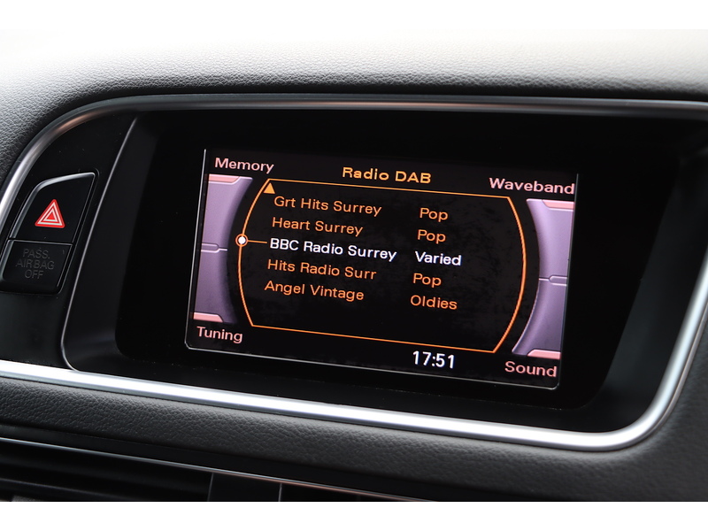 Audi 2.0 TFSI S line Special Edition SUV 5dr Petrol S Tronic quattro Euro 5 (211 ps) 72-74 Mitcham Road