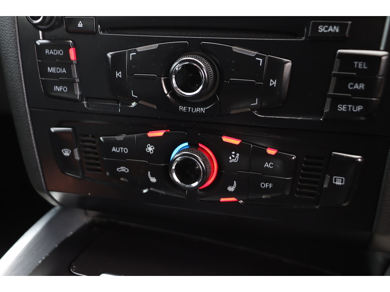 Audi 2.0 TFSI S line Special Edition SUV 5dr Petrol S Tronic quattro Euro 5 (211 ps) 72-74 Mitcham Road