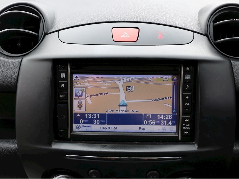 Mazda Venture Edition Hatchback 1.3 Manual Petrol SAT NAV 72-74 Mitcham Road