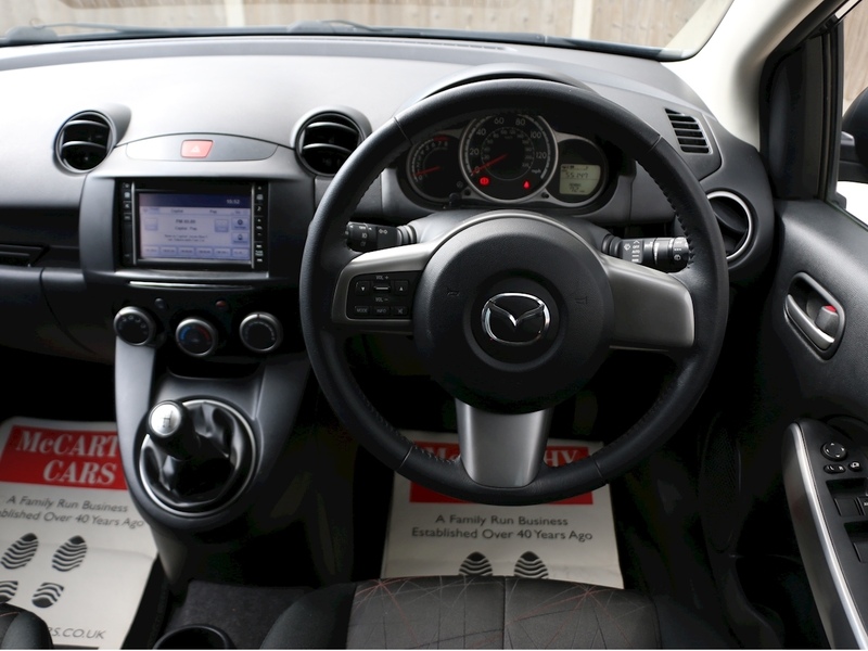 Mazda Venture Edition Hatchback 1.3 Manual Petrol SAT NAV 72-74 Mitcham Road