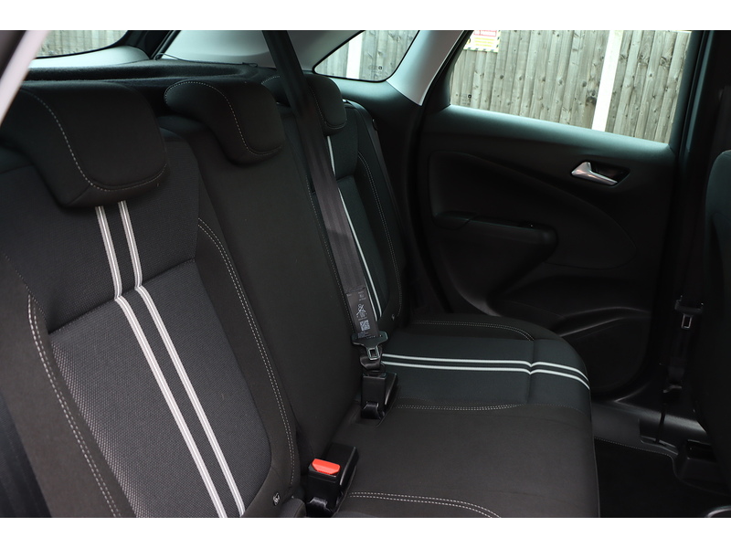 Vauxhall 1.2 TURBO GS SUV 5DR PETROL AUTO SATNAV BLUETOOTH DAB RADIO APPLE CARPLAY REAR CAMERA PARKING AIDS 1 OWNER FROM NEW ONLY 3500 MILES FSH NO ULEZ CHARGE 72-74 Mitcham Road