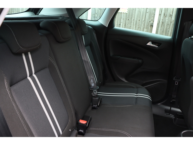 Vauxhall 1.2 TURBO GS SUV 5DR PETROL AUTO SATNAV BLUETOOTH DAB RADIO APPLE CARPLAY REAR CAMERA PARKING AIDS 1 OWNER FROM NEW ONLY 3500 MILES FSH NO ULEZ CHARGE 72-74 Mitcham Road