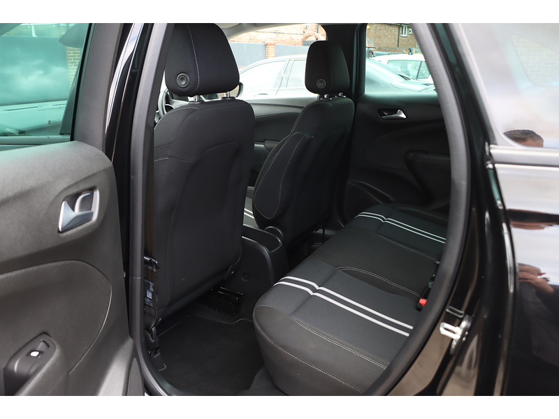 Vauxhall 1.2 TURBO GS SUV 5DR PETROL AUTO SATNAV BLUETOOTH DAB RADIO APPLE CARPLAY REAR CAMERA PARKING AIDS 1 OWNER FROM NEW ONLY 3500 MILES FSH NO ULEZ CHARGE 72-74 Mitcham Road