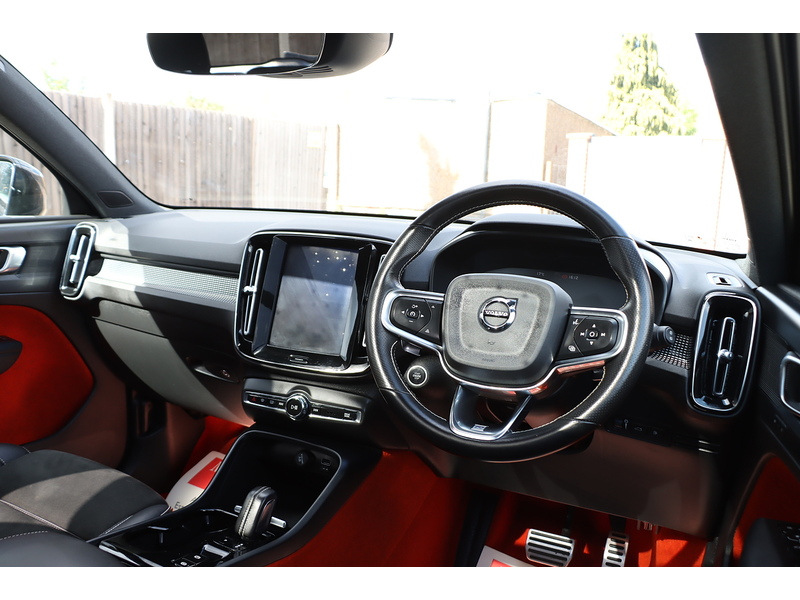 Volvo 1.5H T5 TWIN ENGINE RECHARGE 10.7KWH R-DESIGN SUV 5DR PETROL PLUG-IN HYBRID AUTO SUNROOF HEATED SEATS SATNAV BLUETOOTH APPLE CARPLAY JUST 2 OWNERS FSH 72-74 Mitcham Road