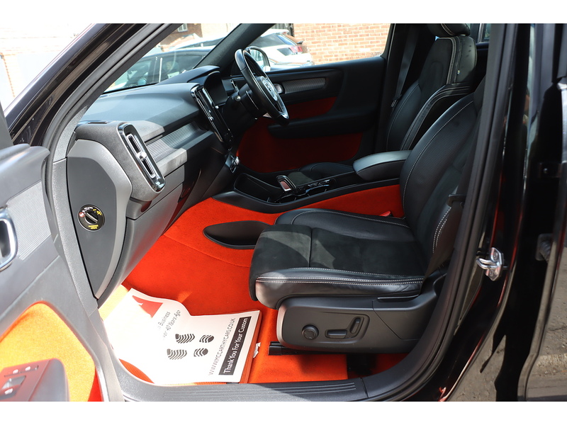 Volvo 1.5H T5 TWIN ENGINE RECHARGE 10.7KWH R-DESIGN SUV 5DR PETROL PLUG-IN HYBRID AUTO SUNROOF HEATED SEATS SATNAV BLUETOOTH APPLE CARPLAY JUST 2 OWNERS FSH 72-74 Mitcham Road