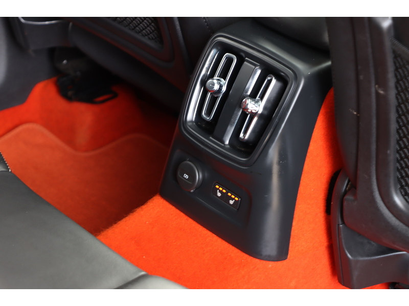 Volvo 1.5H T5 TWIN ENGINE RECHARGE 10.7KWH R-DESIGN SUV 5DR PETROL PLUG-IN HYBRID AUTO SUNROOF HEATED SEATS SATNAV BLUETOOTH APPLE CARPLAY JUST 2 OWNERS FSH 72-74 Mitcham Road