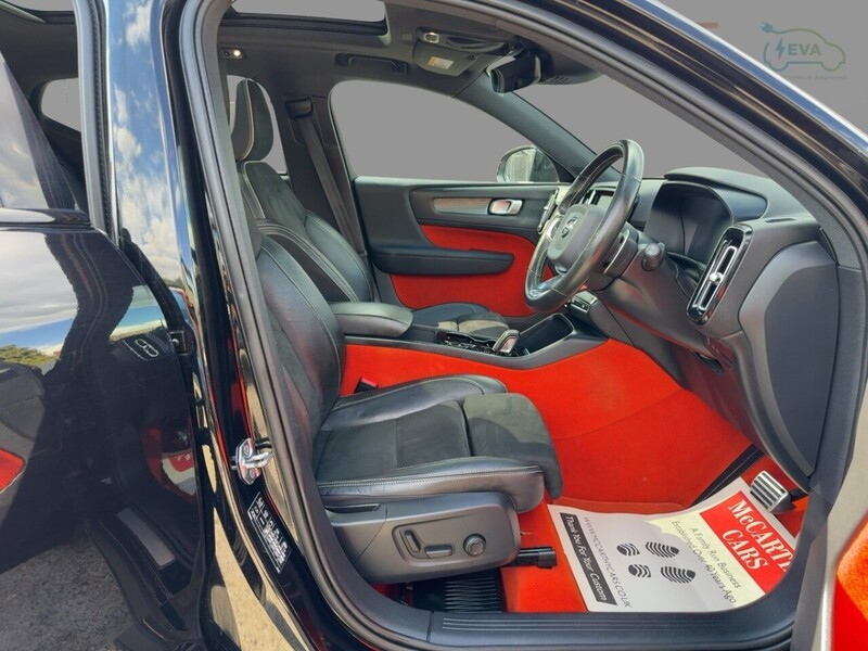 Volvo 1.5H T5 TWIN ENGINE RECHARGE 10.7KWH R-DESIGN SUV 5DR PETROL PLUG-IN HYBRID AUTO SUNROOF HEATED SEATS SATNAV BLUETOOTH APPLE CARPLAY JUST 2 OWNERS FSH 72-74 Mitcham Road