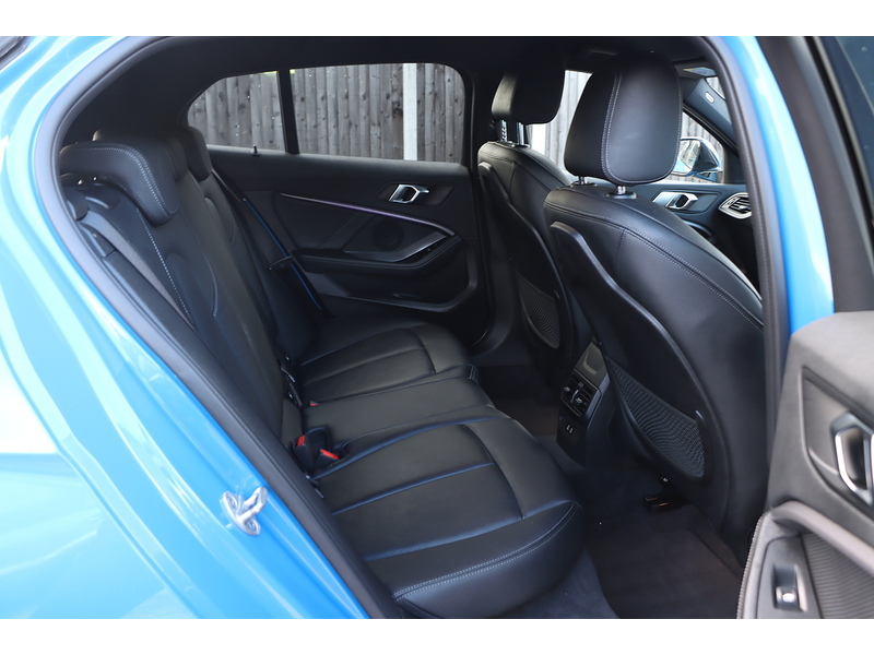 BMW 1.5 M SPORT 5DR HATCHBACK PETROL MANUAL HEATED SEATS SAT NAV BLUETOOTH DAB STEREO APPLE CARPLAY REAR CAMERA PARKING AIDS 2 OWNERS ONLY 49000 MILES FSH 72-74 Mitcham Road