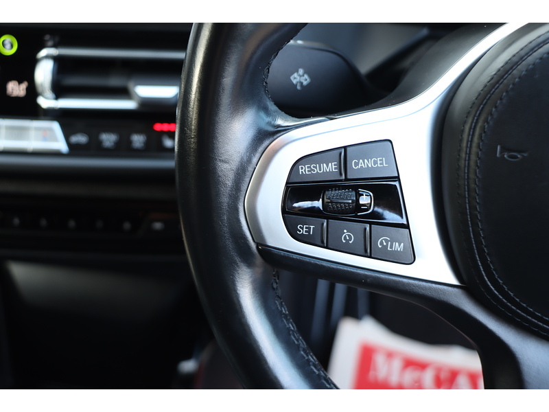 BMW 1.5 M SPORT 5DR HATCHBACK PETROL MANUAL HEATED SEATS SAT NAV BLUETOOTH DAB STEREO APPLE CARPLAY REAR CAMERA PARKING AIDS 2 OWNERS ONLY 49000 MILES FSH 72-74 Mitcham Road