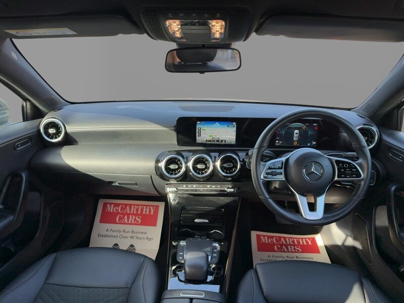 Mercedes-Benz A180 1.3 SE HATCHBACK 5DR PETROL 7G-DCT AUTO HEATED SEATS SAT NAV BLUETOOTH DAB STEREO REAR CAMERA PARKING AIDS 1 OWNER FROM NEW ONLY 64000 MILES FSH 72-74 Mitcham Road