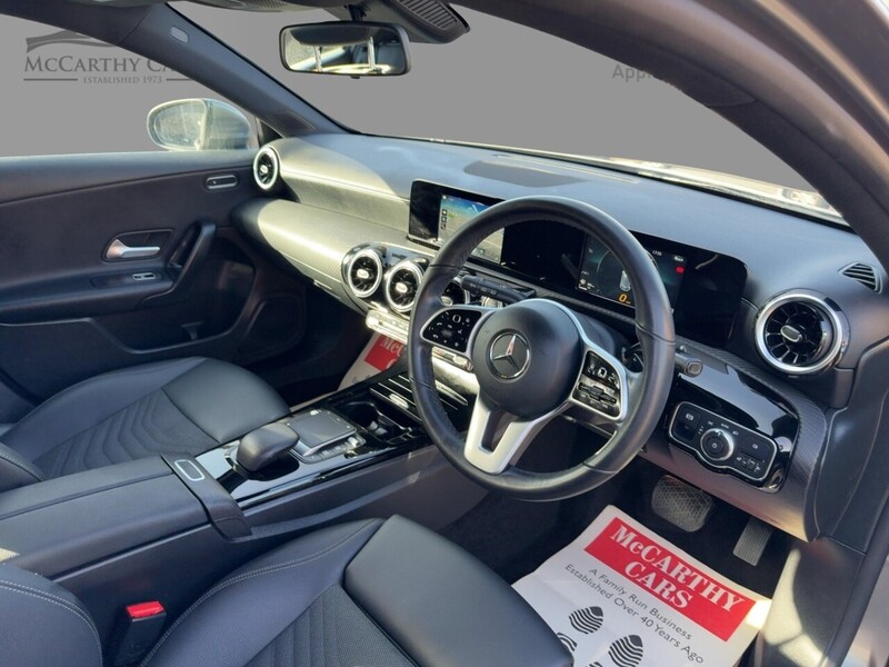 Mercedes-Benz A180 1.3 SE HATCHBACK 5DR PETROL 7G-DCT AUTO HEATED SEATS SAT NAV BLUETOOTH DAB STEREO REAR CAMERA PARKING AIDS 1 OWNER FROM NEW ONLY 64000 MILES FSH 72-74 Mitcham Road