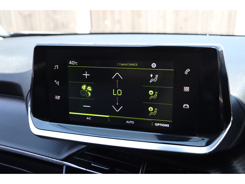 Peugeot 1.2 PURETECH ALLURE PREMIUM SUV 5DR PETROL MANUAL SAT NAV BLUETOOTH DAB STEREO APPLE CARPLAY REAR CAMERA PARKING AIDS 1 OWNER FROM NEW 60000 MILES SH 72-74 Mitcham Road
