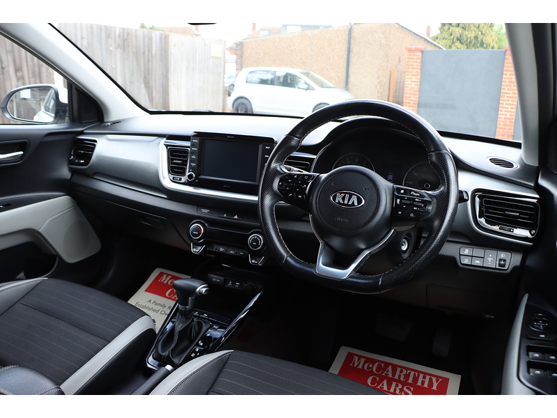 Kia 1.0 T-GDI 3 SUV 5DR PETROL DCT AUTO SATNAV BLUETOOTH DAB RADIO APPLE CARPLAY AUX/USB INPUT REAR CAMERA PARKING AIDS ONLY 54000 MILES SH NO ULEZ CHARGE 92-96 Mitcham Road