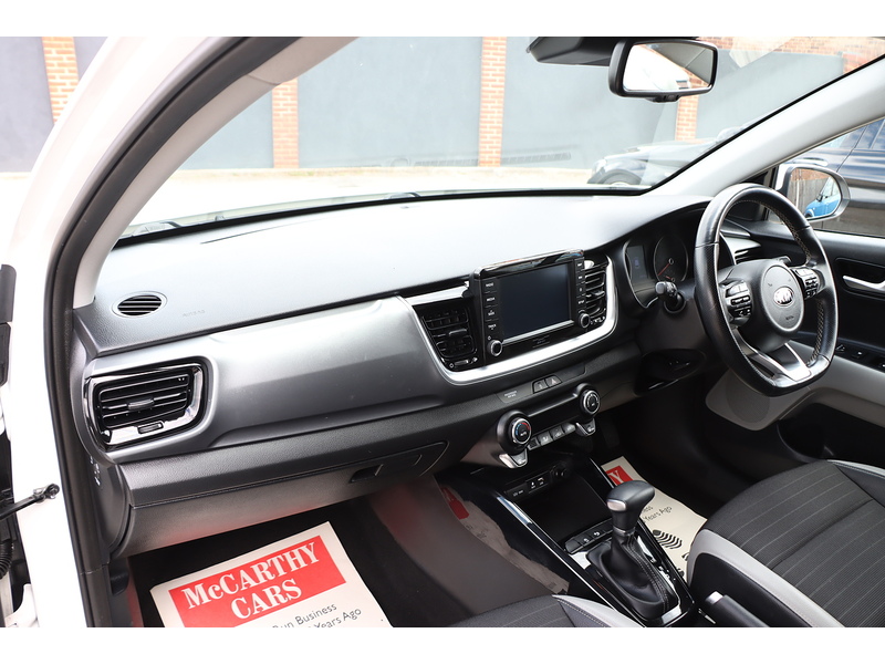 Kia 1.0 T-GDI 3 SUV 5DR PETROL DCT AUTO SATNAV BLUETOOTH DAB RADIO APPLE CARPLAY AUX/USB INPUT REAR CAMERA PARKING AIDS ONLY 54000 MILES SH NO ULEZ CHARGE 92-96 Mitcham Road