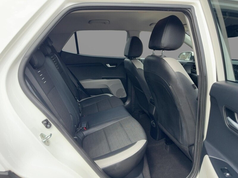 Kia 1.0 T-GDI 3 SUV 5DR PETROL DCT AUTO SATNAV BLUETOOTH DAB RADIO APPLE CARPLAY AUX/USB INPUT REAR CAMERA PARKING AIDS ONLY 54000 MILES SH NO ULEZ CHARGE 92-96 Mitcham Road