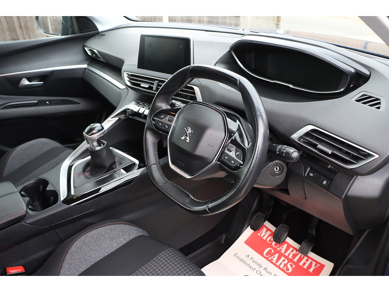 Peugeot 1.2 PURETECH ACTIVE SUV 5DR PETROL MANUAL SAT NAV BLUETOOTH DAB STEREO APPLE CARPLAY PARKING AIDS 2 OWNERS 75000 MILES FSH 7 SERVICES NO ULEZ CHARGE 72-74 Mitcham Road