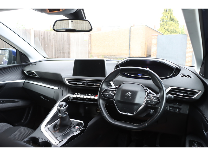 Peugeot 1.2 PURETECH ACTIVE SUV 5DR PETROL MANUAL SAT NAV BLUETOOTH DAB STEREO APPLE CARPLAY PARKING AIDS 2 OWNERS 75000 MILES FSH 7 SERVICES NO ULEZ CHARGE 72-74 Mitcham Road