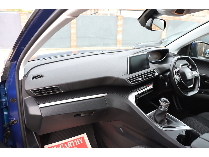 Peugeot 1.2 PURETECH ACTIVE SUV 5DR PETROL MANUAL SAT NAV BLUETOOTH DAB STEREO APPLE CARPLAY PARKING AIDS 2 OWNERS 75000 MILES FSH 7 SERVICES NO ULEZ CHARGE 72-74 Mitcham Road