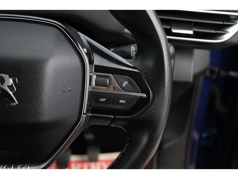 Peugeot 1.2 PURETECH ACTIVE SUV 5DR PETROL MANUAL SAT NAV BLUETOOTH DAB STEREO APPLE CARPLAY PARKING AIDS 2 OWNERS 75000 MILES FSH 7 SERVICES NO ULEZ CHARGE 72-74 Mitcham Road
