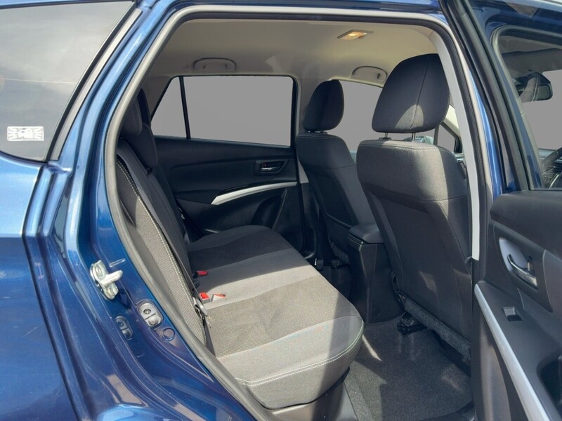Suzuki 1.0 BOOSTERJET SZ-T SUV 5DR PETROL ALLGRIP MANUAL SAT NAV BLUETOOTH DAB STEREO REAR CAMERA PARKING AIDS 2 OWNERS 76000 MILES FSH 9 SERVICES £35 TO TAX 72-74 Mitcham Road