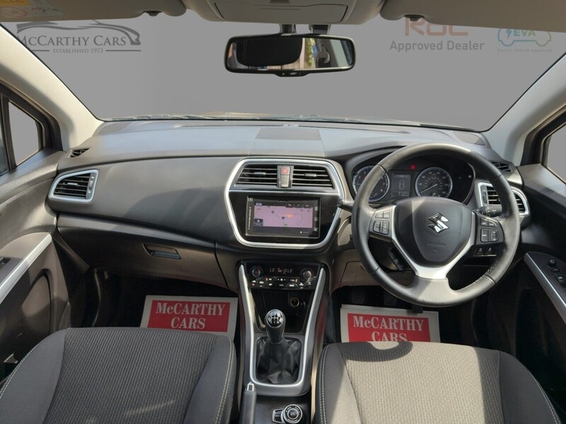 Suzuki 1.0 BOOSTERJET SZ-T SUV 5DR PETROL ALLGRIP MANUAL SAT NAV BLUETOOTH DAB STEREO REAR CAMERA PARKING AIDS 2 OWNERS 76000 MILES FSH 9 SERVICES £35 TO TAX 72-74 Mitcham Road