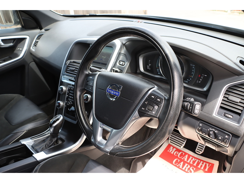 Volvo 2.4 D5 R-Design Nav SUV 5dr Diesel Geartronic AWD Euro 5 (215 ps) 72-74 Mitcham Road