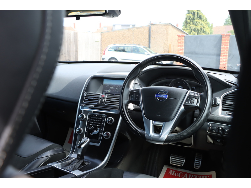 Volvo 2.4 D5 R-Design Nav SUV 5dr Diesel Geartronic AWD Euro 5 (215 ps) 72-74 Mitcham Road