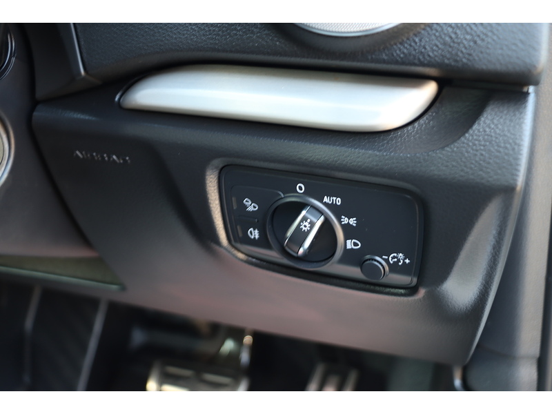 Audi 1.5 TFSI CoD 35 S line Sportback 5dr Petrol S Tronic Euro 6 (s/s) (150 ps) 72-74 Mitcham Road