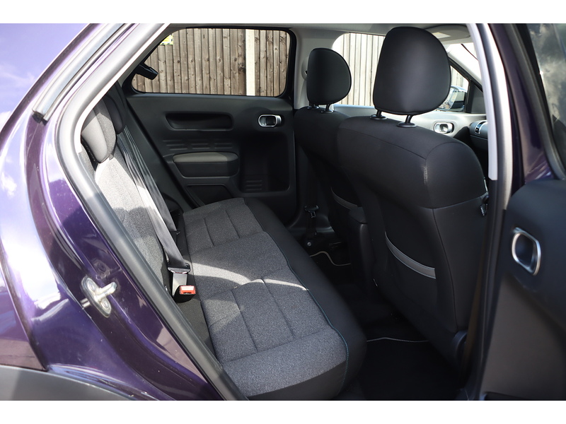 Citroen 1.2 PURETECH GPF FLAIR HATCHBACK 5DR PETROL EAT6 AUTO PAN ROOF SATNAV BLUETOOTH DAB STEREO APPLE CARPLAY REAR CAM PARKING AIDS 2 OWNERS 40000 MILES SH 72-74 Mitcham Road