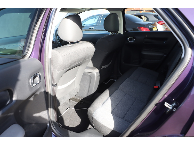 Citroen 1.2 PURETECH GPF FLAIR HATCHBACK 5DR PETROL EAT6 AUTO PAN ROOF SATNAV BLUETOOTH DAB STEREO APPLE CARPLAY REAR CAM PARKING AIDS 2 OWNERS 40000 MILES SH 72-74 Mitcham Road