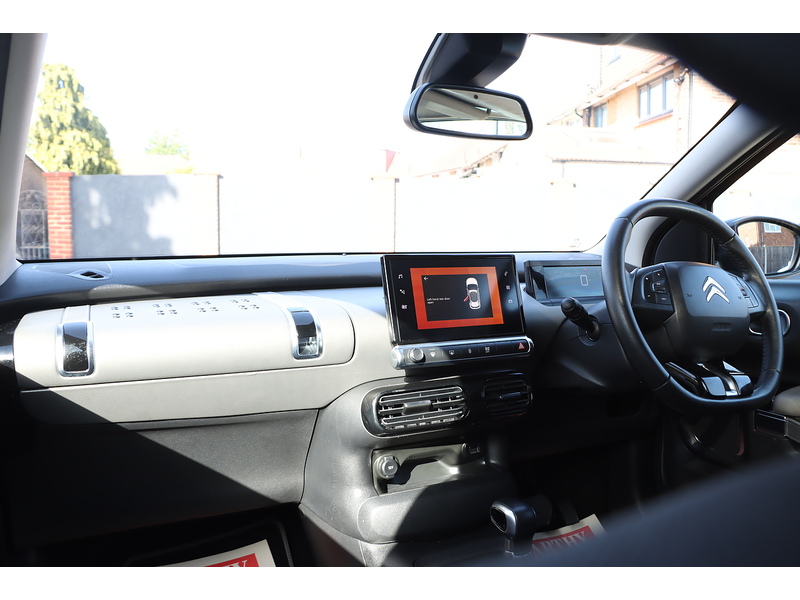 Citroen 1.2 PURETECH GPF FLAIR HATCHBACK 5DR PETROL EAT6 AUTO PAN ROOF SATNAV BLUETOOTH DAB STEREO APPLE CARPLAY REAR CAM PARKING AIDS 2 OWNERS 40000 MILES SH 72-74 Mitcham Road
