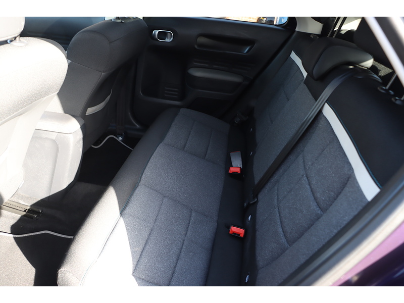 Citroen 1.2 PURETECH GPF FLAIR HATCHBACK 5DR PETROL EAT6 AUTO PAN ROOF SATNAV BLUETOOTH DAB STEREO APPLE CARPLAY REAR CAM PARKING AIDS 2 OWNERS 40000 MILES SH 72-74 Mitcham Road