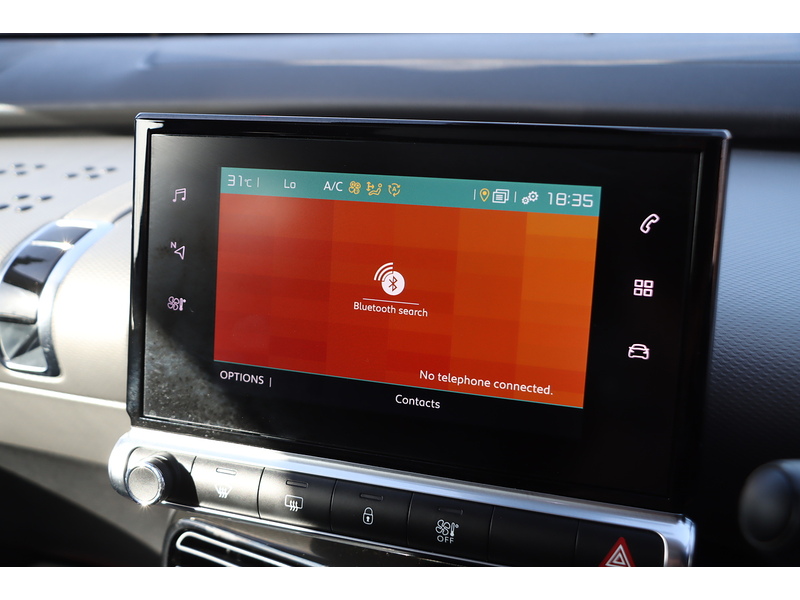 Citroen 1.2 PURETECH GPF FLAIR HATCHBACK 5DR PETROL EAT6 AUTO PAN ROOF SATNAV BLUETOOTH DAB STEREO APPLE CARPLAY REAR CAM PARKING AIDS 2 OWNERS 40000 MILES SH 72-74 Mitcham Road