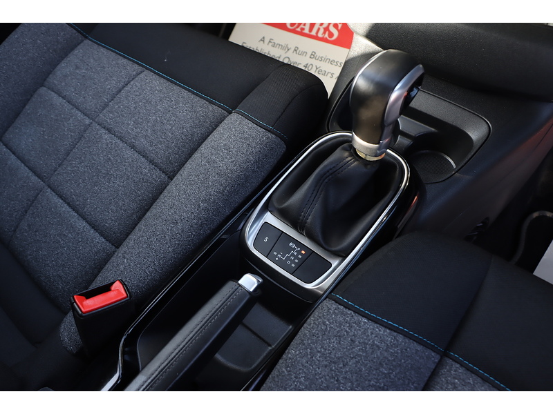 Citroen 1.2 PURETECH GPF FLAIR HATCHBACK 5DR PETROL EAT6 AUTO PAN ROOF SATNAV BLUETOOTH DAB STEREO APPLE CARPLAY REAR CAM PARKING AIDS 2 OWNERS 40000 MILES SH 72-74 Mitcham Road