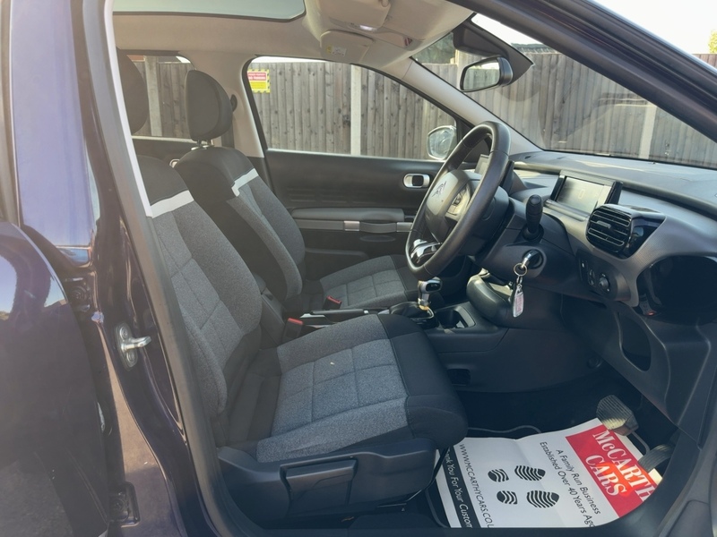 Citroen 1.2 PURETECH GPF FLAIR HATCHBACK 5DR PETROL EAT6 AUTO PAN ROOF SATNAV BLUETOOTH DAB STEREO APPLE CARPLAY REAR CAM PARKING AIDS 2 OWNERS 40000 MILES SH 72-74 Mitcham Road