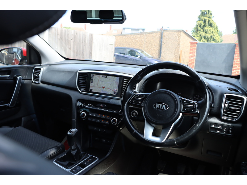 Kia 1.6 GDI EDITION 25 SUV 5DR PETROL MANUAL HEATED SEATS SAT NAV BLUETOOTH DAB STEREO APPLE CARPLAY REAR CAMERA PARKING AIDS JUST 2 OWNERS 71000 MILES SH 72-74 Mitcham Road