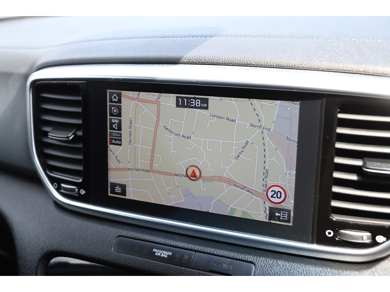 Kia 1.6 GDI EDITION 25 SUV 5DR PETROL MANUAL HEATED SEATS SAT NAV BLUETOOTH DAB STEREO APPLE CARPLAY REAR CAMERA PARKING AIDS JUST 2 OWNERS 71000 MILES SH 72-74 Mitcham Road