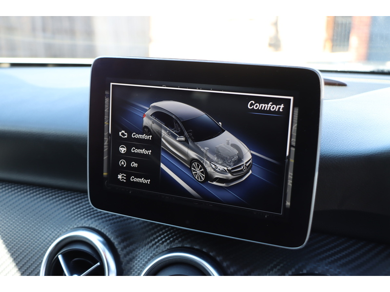 Mercedes-Benz A160 1.6 AMG LINE (EXECUTIVE) HATCHBACK 5DR PETROL 7G-DCT AUTO SAT NAV BLUETOOTH DAB STEREO APPLE CARPLAY REAR CAMERA PARKING AIDS ONLY 26000 MILES SH 72-74 Mitcham Road