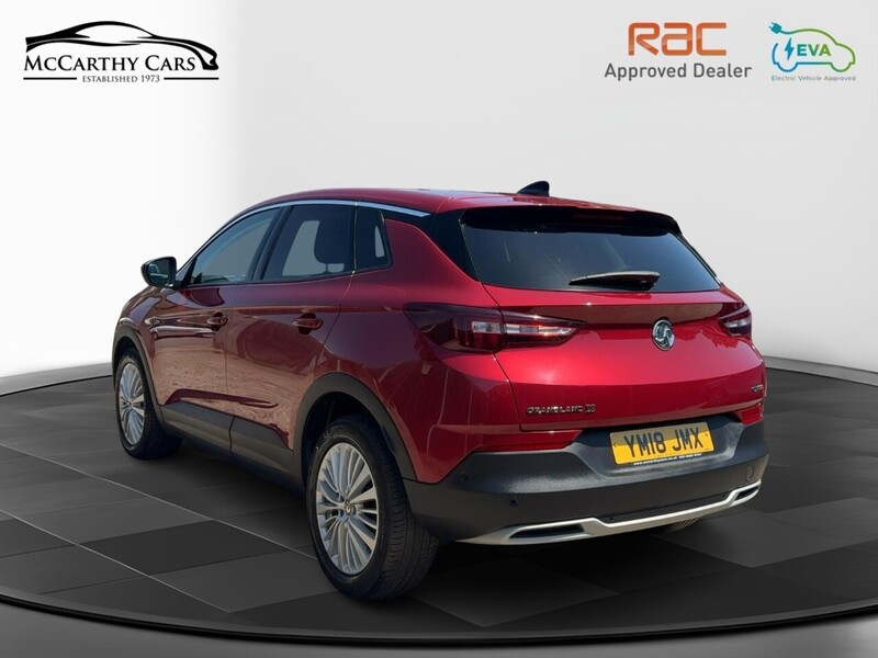 Vauxhall 1.2 TURBO SPORT NAV SUV 5DR PETROL AUTO SATNAV BLUETOOTH DAB RADIO USB INPUT APPLE CARPLAY PARKING AIDS ONLY 29000 MILES FSH 7 SERVICES NO ULEZ CHARGE 72-74 Mitcham Road